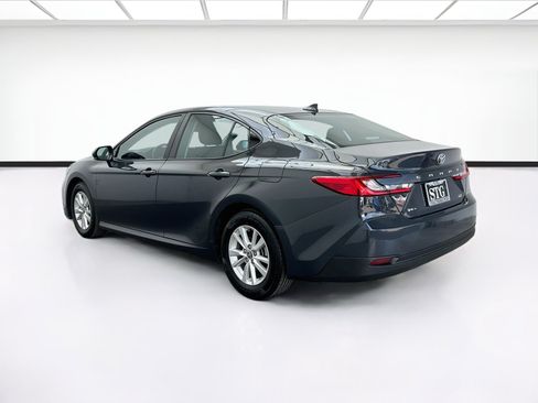 Used 2025 Toyota Camry LE FWD image 6