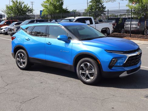 Used 2026 Chevrolet Blazer LT w/ Convenience Package FWD image 15
