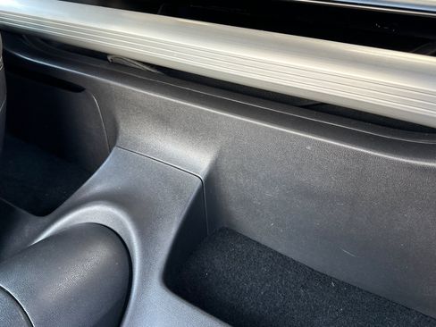 Used 2013 Nissan 370Z Coupe RWD image 14