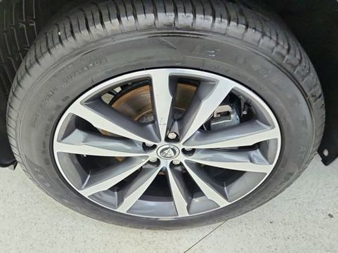 Used 2025 Jaguar F-PACE R-Dynamic S image 60