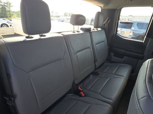 Used 2024 Ford F550 4x4 SuperCab Super Duty image 16