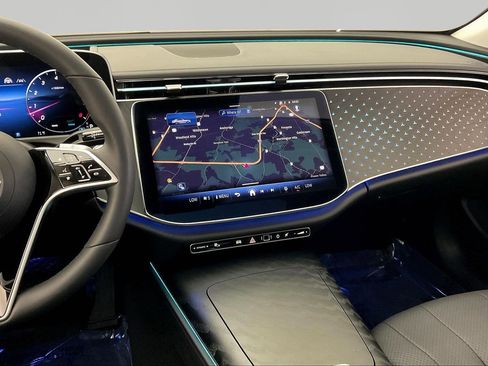 Certified 2026 Mercedes-Benz E 350 4MATIC Sedan image 9