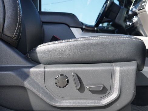Used 2022 Ford F350 Lariat w/ Lariat Ultimate Package AWD/4WD image 29