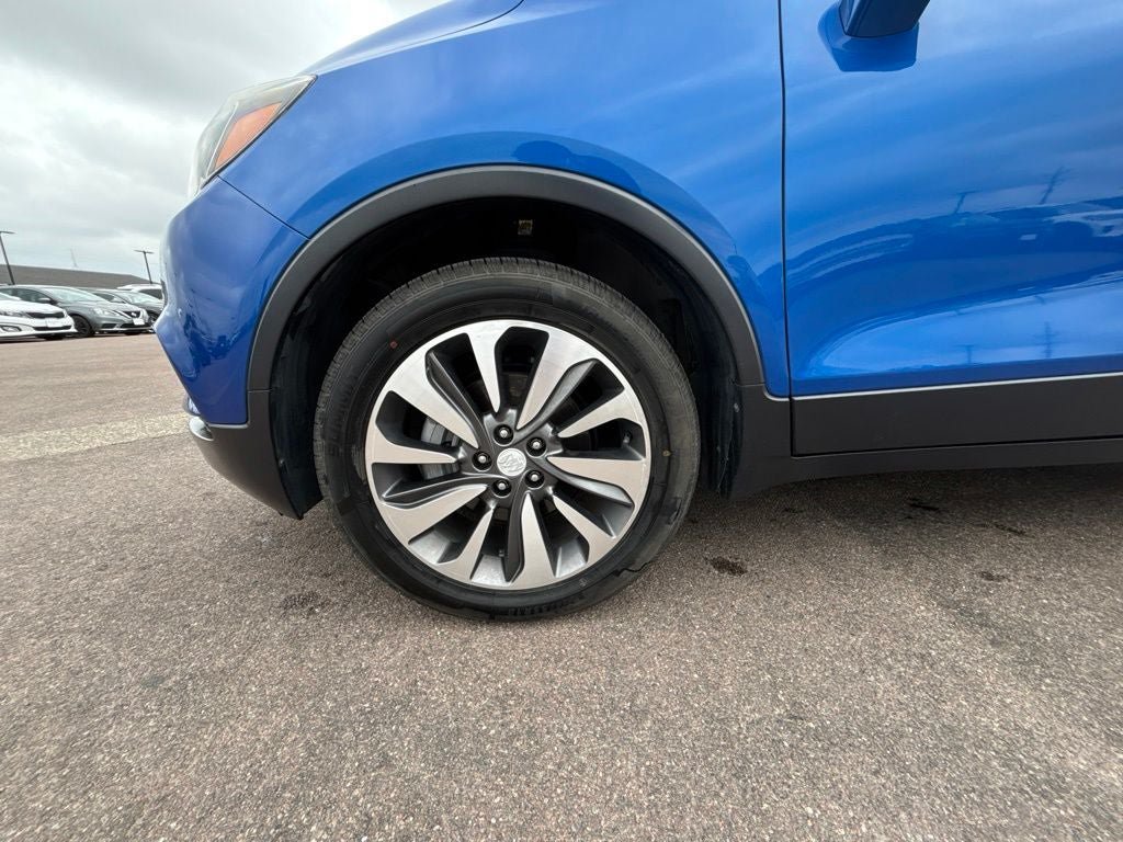 Used 2018 Buick Encore Essence AWD/4WD image 9
