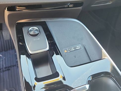 New 2026 Buick Enclave Sport Touring w/ Power Package image 33