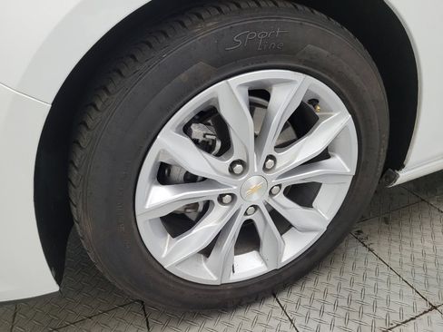 Used 2024 Chevrolet Malibu LT image 31