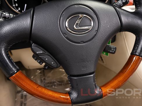 Used 2007 Lexus SC 430 Convertible RWD image 33