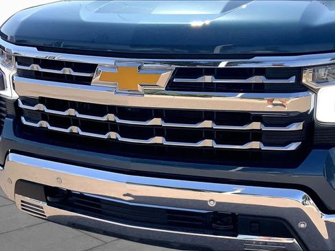 Used 2024 Chevrolet Silverado 1500 LTZ w/ LTZ Convenience Package II RWD image 30