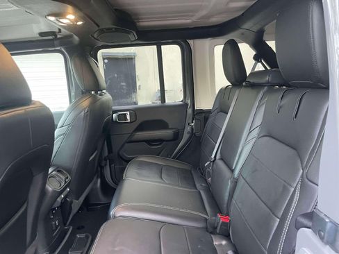 Used 2023 Jeep Wrangler Sahara w/ Cold Weather Group image 12