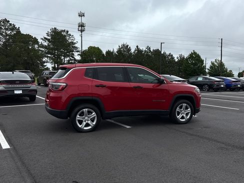 Used 2023 Jeep Compass Sport AWD/4WD image 6