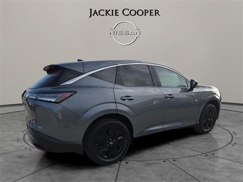 Certified 2025 Nissan Murano SV image 7