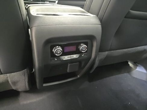 New 2026 Chevrolet Traverse High Country image 23