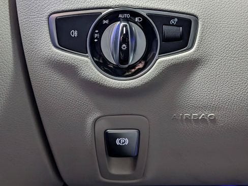 Used 2021 Mercedes-Benz E 53 AMG 4MATIC Sedan image 31