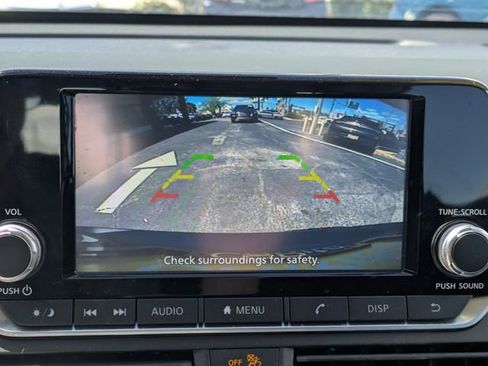 Used 2023 Nissan Altima 2.5 S FWD image 18