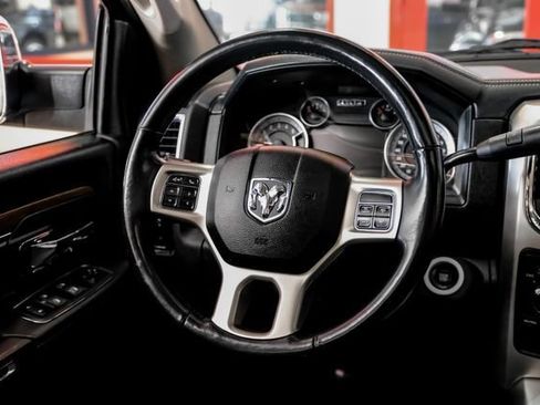 Used 2018 RAM 3500 Laramie w/ Convenience Group AWD/4WD image 17