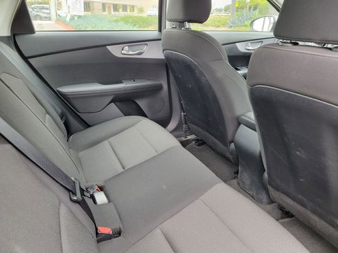 Certified 2024 Kia Forte LXS FWD image 7
