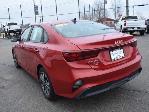 Used 2024 Kia Forte LXS image 5