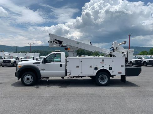 Used 2013 Ford F550 2WD Regular Cab Super Duty w/ Payload Upgrade Pkg image 5