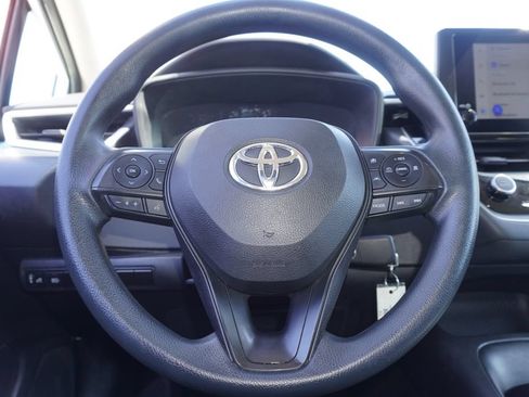 Used 2023 Toyota Corolla LE FWD image 18