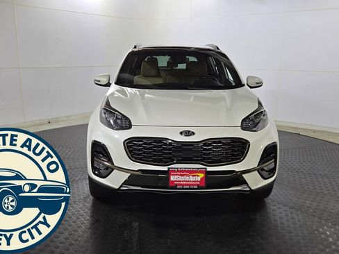 Used 2022 Kia Sportage SX image 2