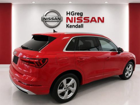 Used 2022 Audi Q3 2.0T Premium AWD/4WD image 4