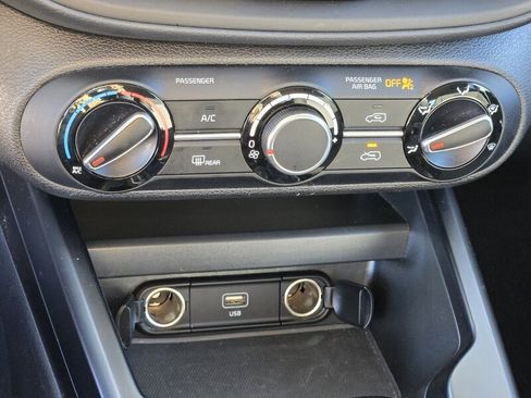 Certified 2024 Kia Soul LX w/ Option Group 015 image 20