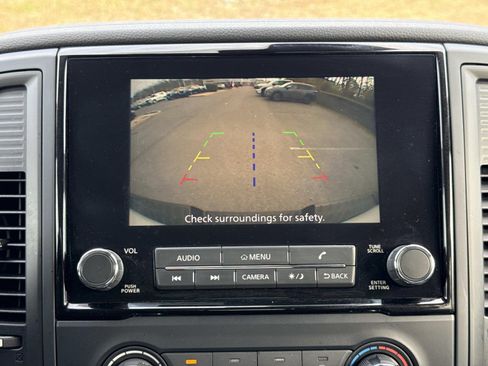 Used 2024 Nissan Titan SV w/ Accessory Utility Package image 10