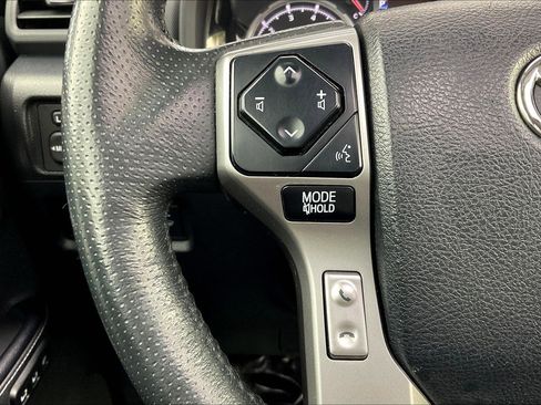Used 2022 Toyota 4Runner Limited image 10