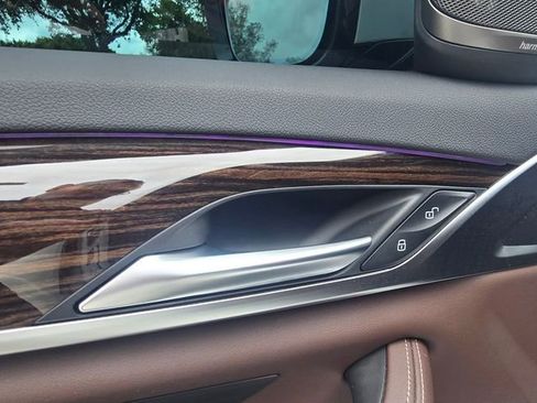 Used 2023 BMW 530i w/ Executive Package RWD image 15