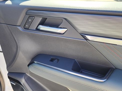 New 2026 GMC Acadia AT4 w/ Super Cruise Package image 40