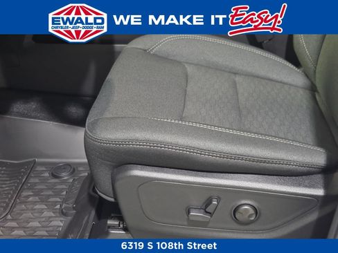 New 2026 RAM 1500 Big Horn AWD/4WD image 13