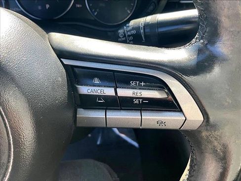 Used 2021 MAZDA MAZDA3 s image 20