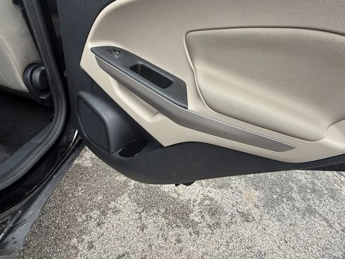 Used 2022 Ford EcoSport S AWD/4WD image 27