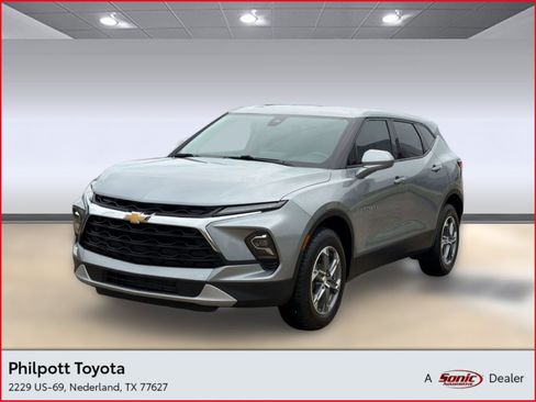 Used 2023 Chevrolet Blazer LT w/ Driver Confidence Package FWD image 1