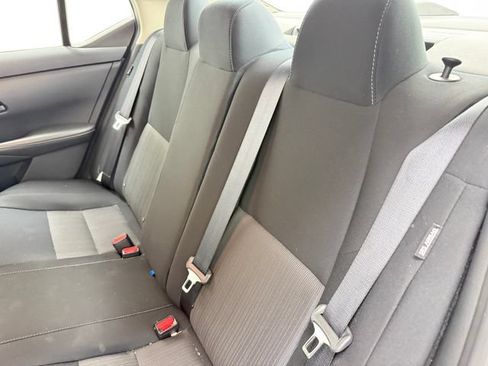Used 2024 Nissan Sentra SV FWD image 14