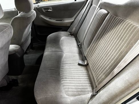 Used 1998 Honda Accord LX image 11