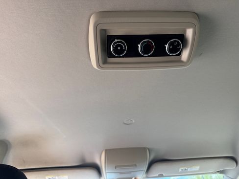 Used 2017 Dodge Grand Caravan SE w/ Power Window Group FWD image 33