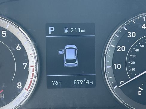 Used 2020 Hyundai Venue SE image 30