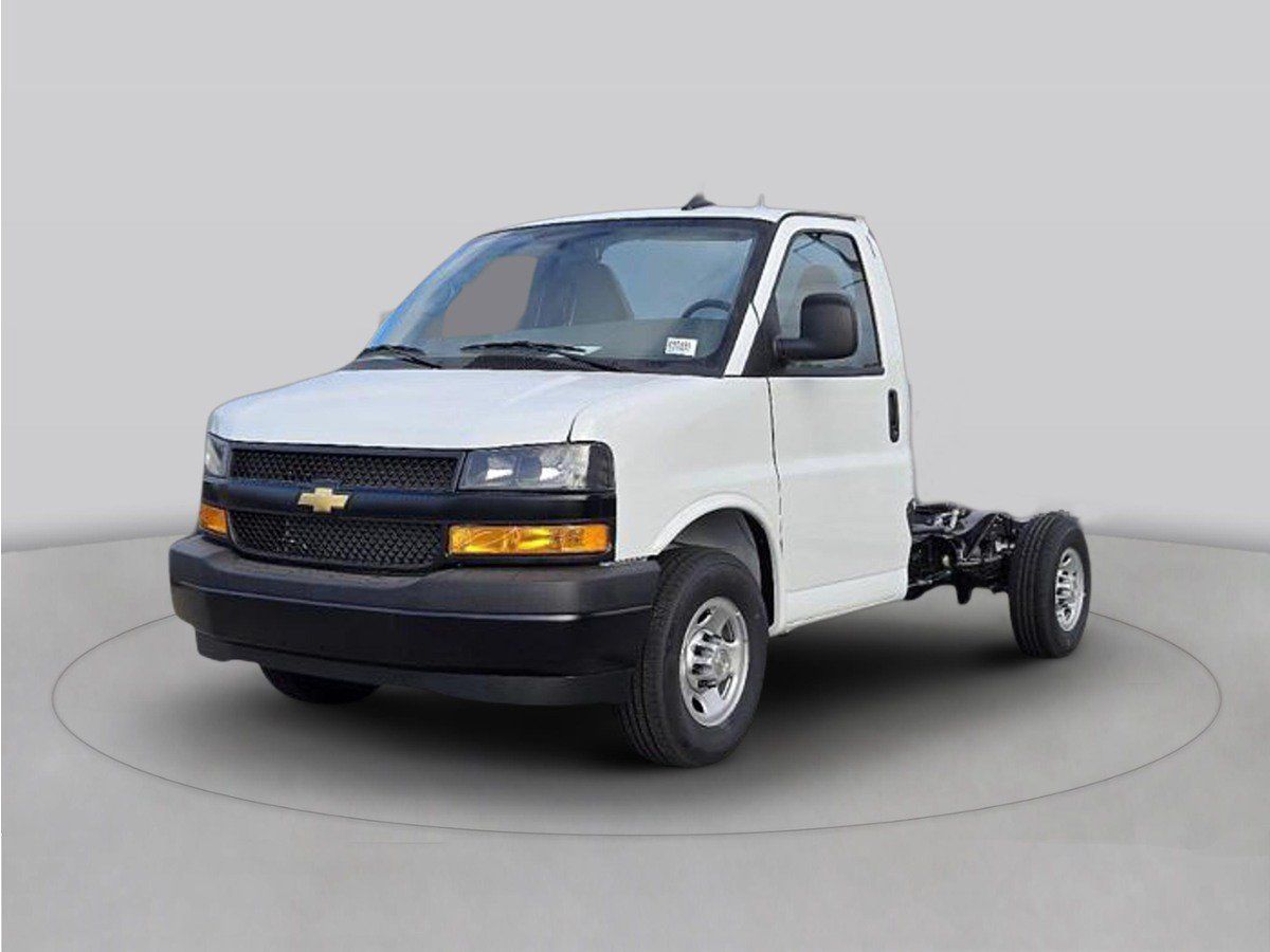 Used 2020 Chevrolet Express 3500 w/ Power Convenience Package RWD image 1