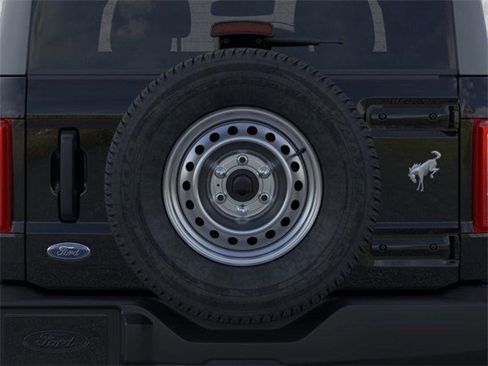 New 2025 Ford Bronco 2-Door image 24