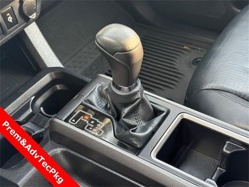 Used 2022 Toyota Tacoma TRD Sport image 23