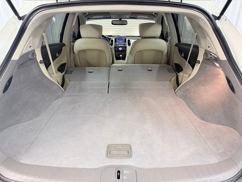 Used 2017 INFINITI QX50 2WD w/ Premium Plus Package image 36