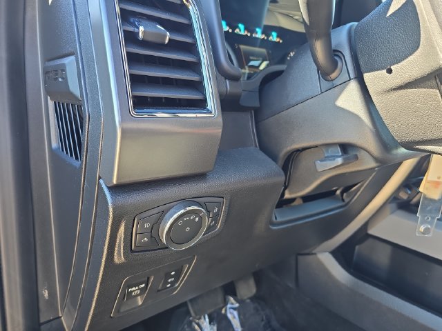 Used 2020 Ford F150 XLT w/ Equipment Group 302A Luxury AWD/4WD image 28