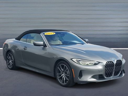 Used 2023 BMW 430i Convertible w/ Convenience Package image 2