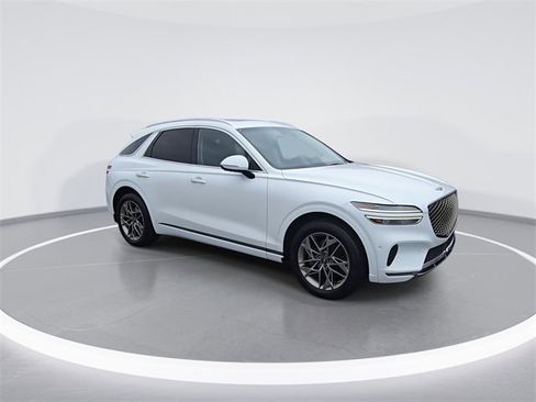 Used 2022 Genesis GV70 2.5T w/ Advanced Package image 9