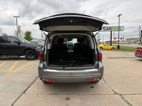 Used 2019 INFINITI QX80 Luxe w/ 22" Wheel Package AWD/4WD image 11