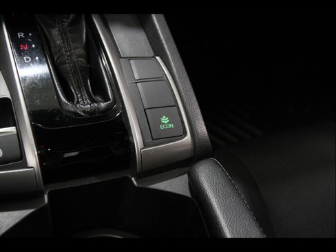 Used 2018 Honda Civic Sport Touring image 18