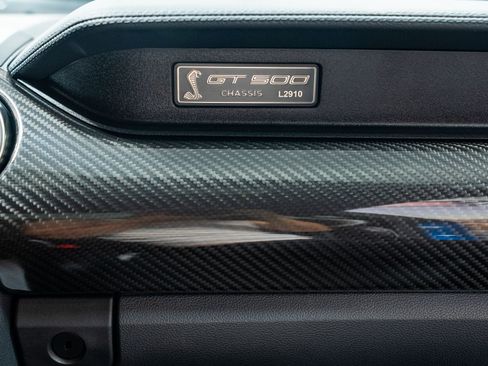 Used 2020 Ford Mustang Shelby GT500 w/ Carbon Fiber Track Pack RWD image 21