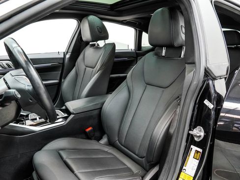 Used 2023 BMW i4 eDrive40 RWD image 15
