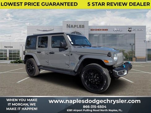 Used 2023 Jeep Wrangler Unlimited Sahara w/ Cold Weather Group AWD/4WD image 1